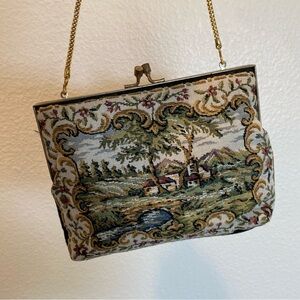 Vintage 80s Tapestry Handbag w/Gold Tone Accents & Chain Strap Kiss Lock EUC